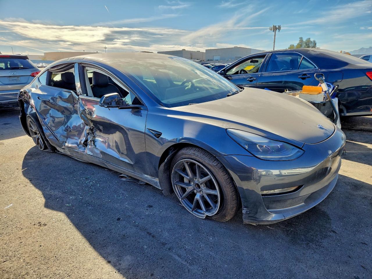 2023 TESLA MODEL 3 photo 4
