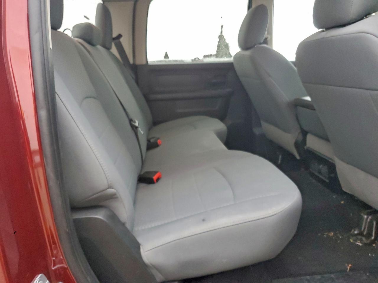 2018 RAM 3500 ST photo 10