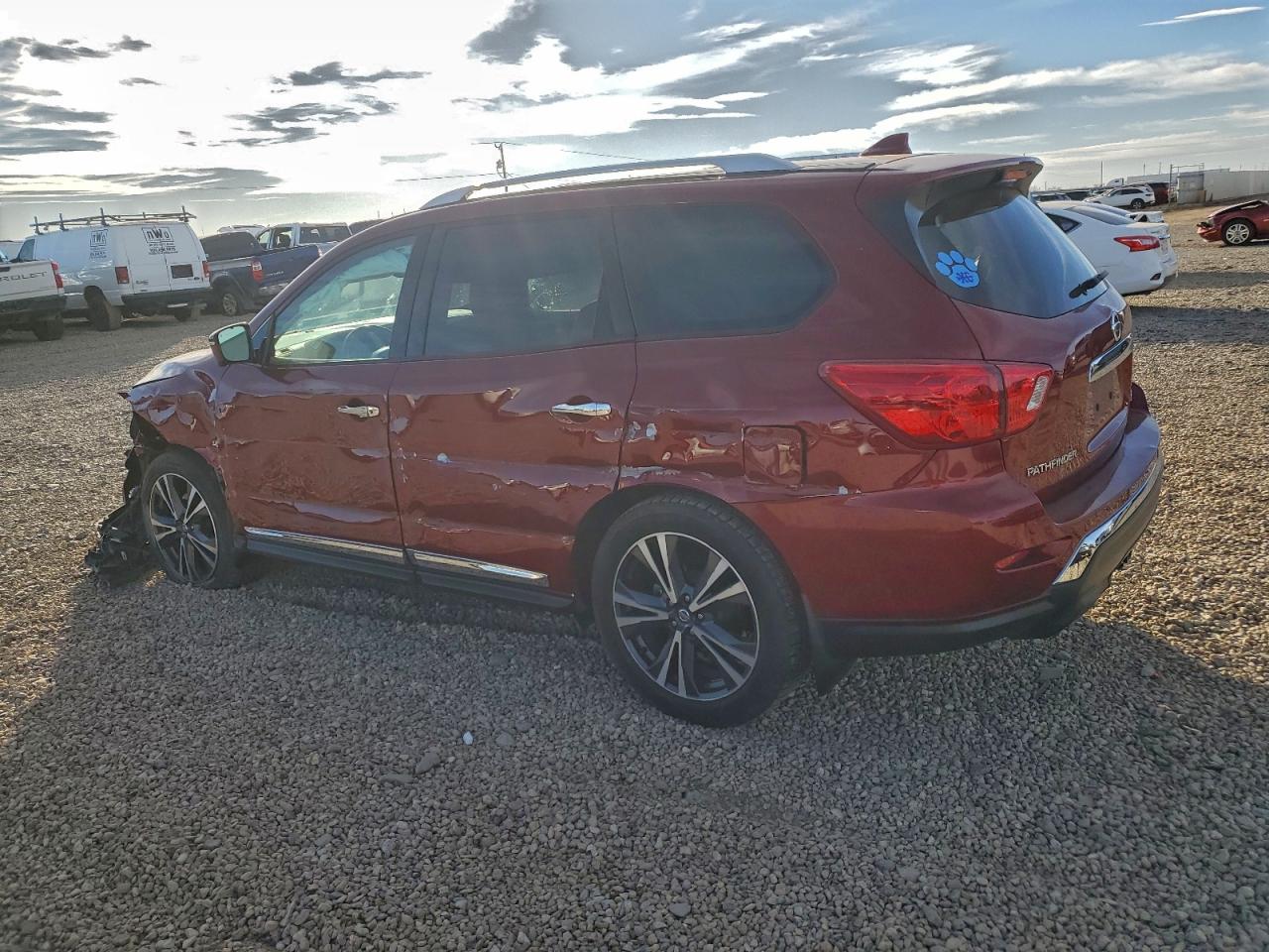 2020 NISSAN PATHFINDER PLATINUM photo 2