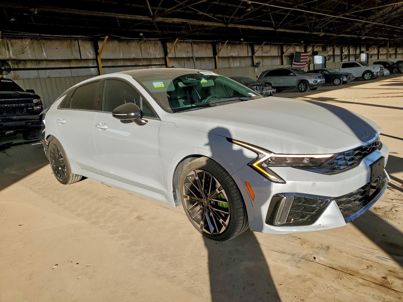 2025 KIA K5 GT photo 4