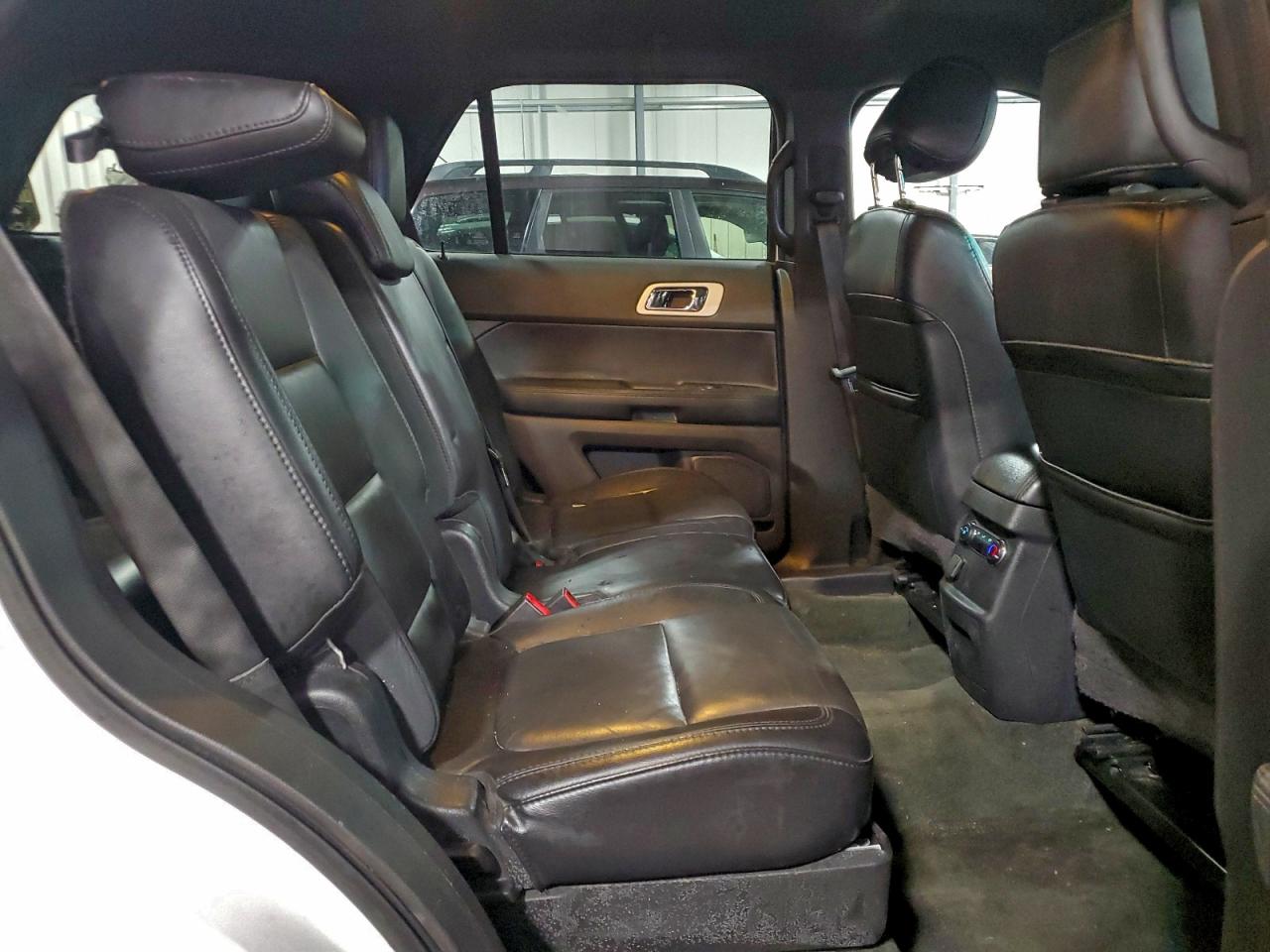 2014 FORD EXPLORER XLT photo 11