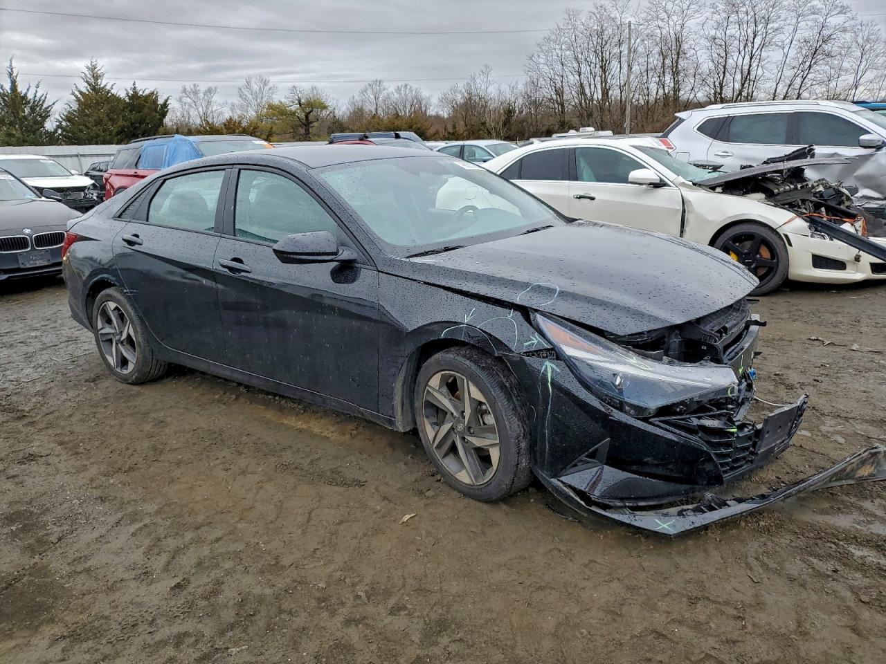 2023 HYUNDAI ELANTRA SEL photo 4