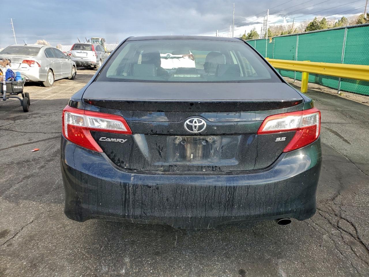 2012 TOYOTA CAMRY BASE photo 6
