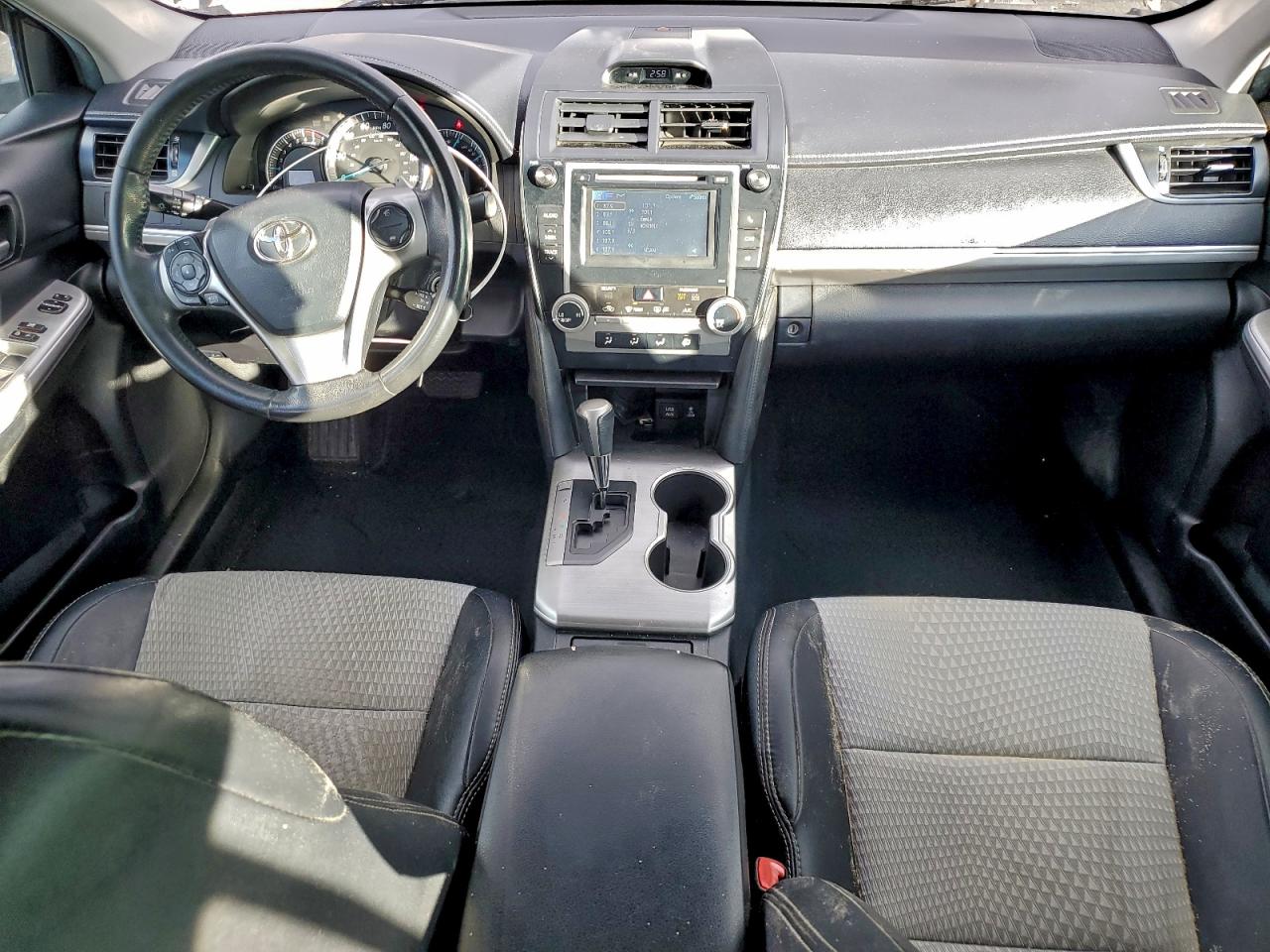 2012 TOYOTA CAMRY BASE photo 8