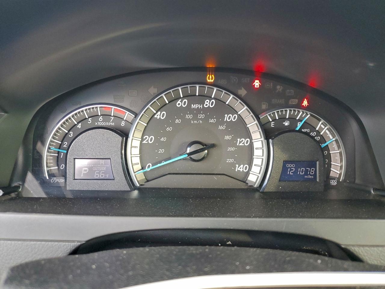 2012 TOYOTA CAMRY BASE photo 9