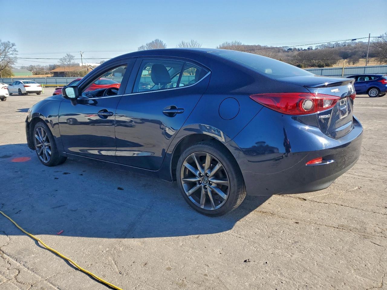 2018 MAZDA 3 TOURING photo 2