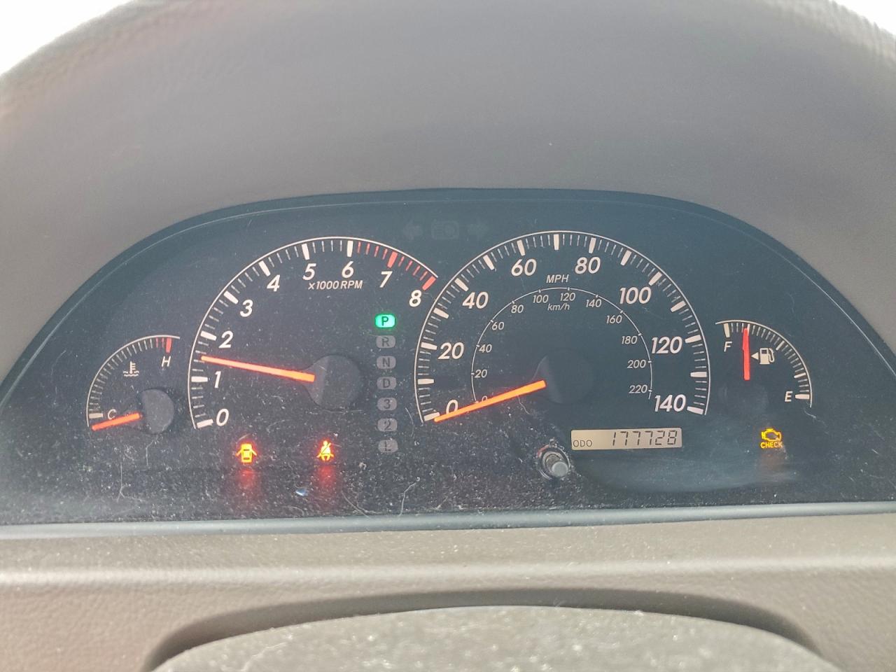 2005 TOYOTA CAMRY LE photo 9