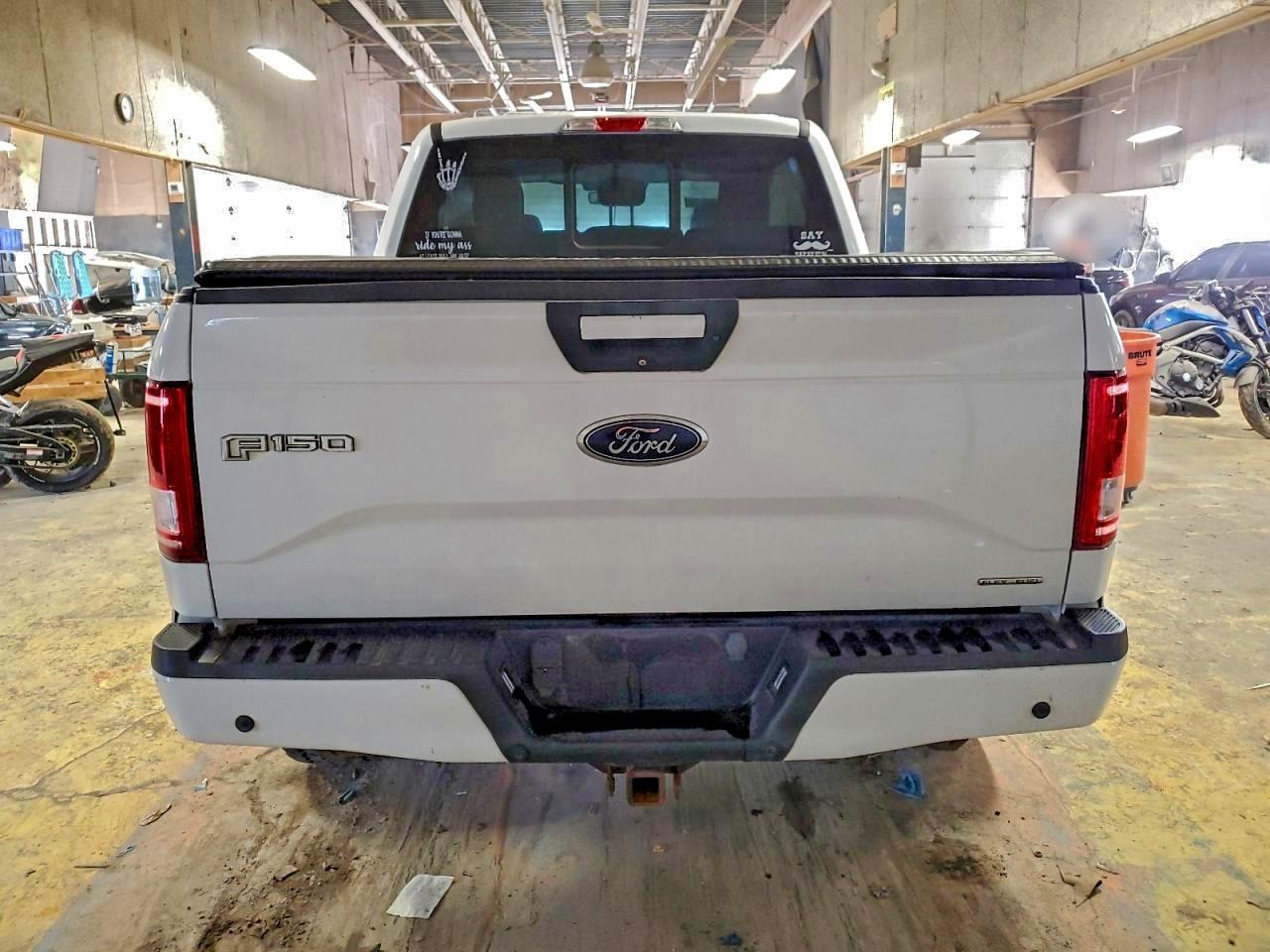 2016 FORD F150 SUPERCREW photo 11