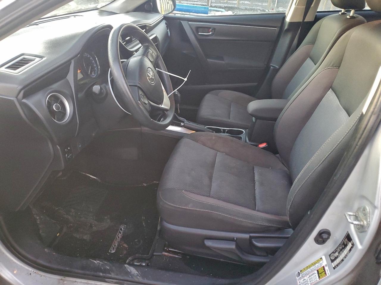 2018 TOYOTA COROLLA L photo 7