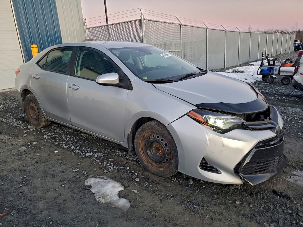 2018 TOYOTA COROLLA L photo 4