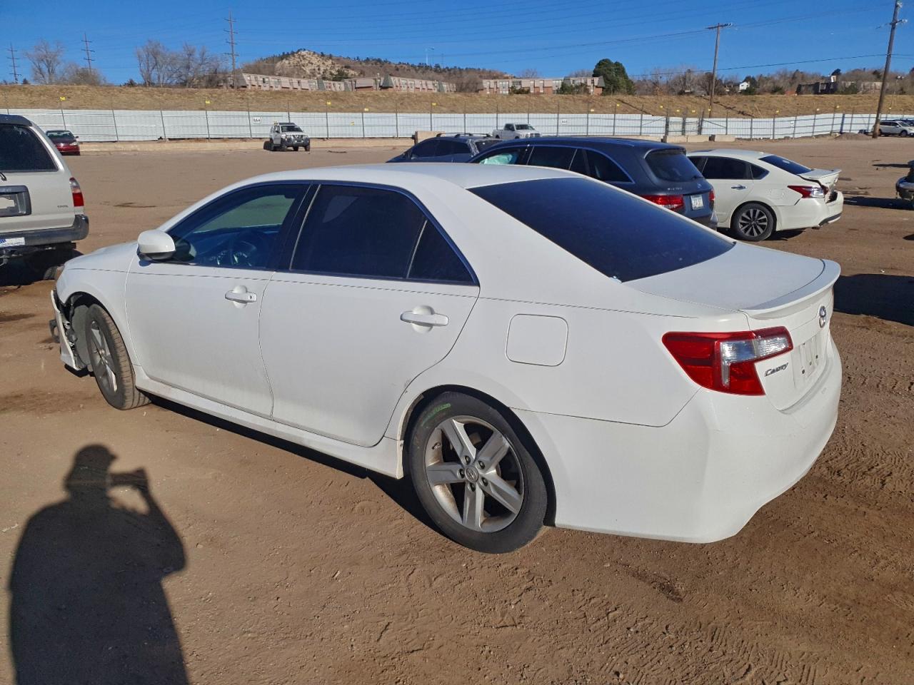 2014 TOYOTA CAMRY L photo 2