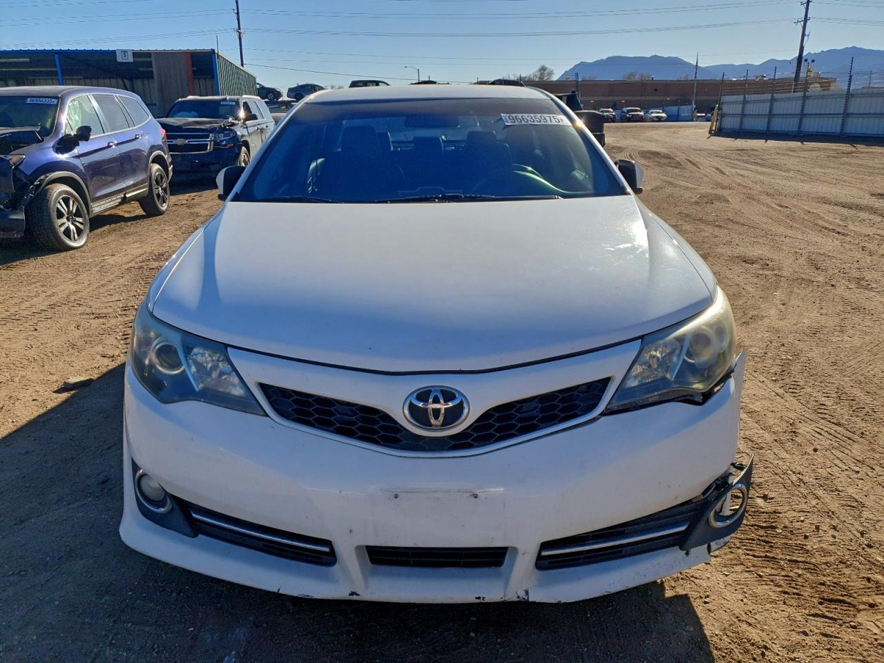 2014 TOYOTA CAMRY L photo 5