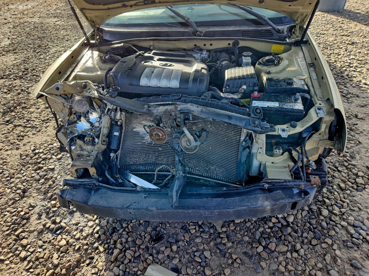 2002 HYUNDAI SONATA BASE photo 11
