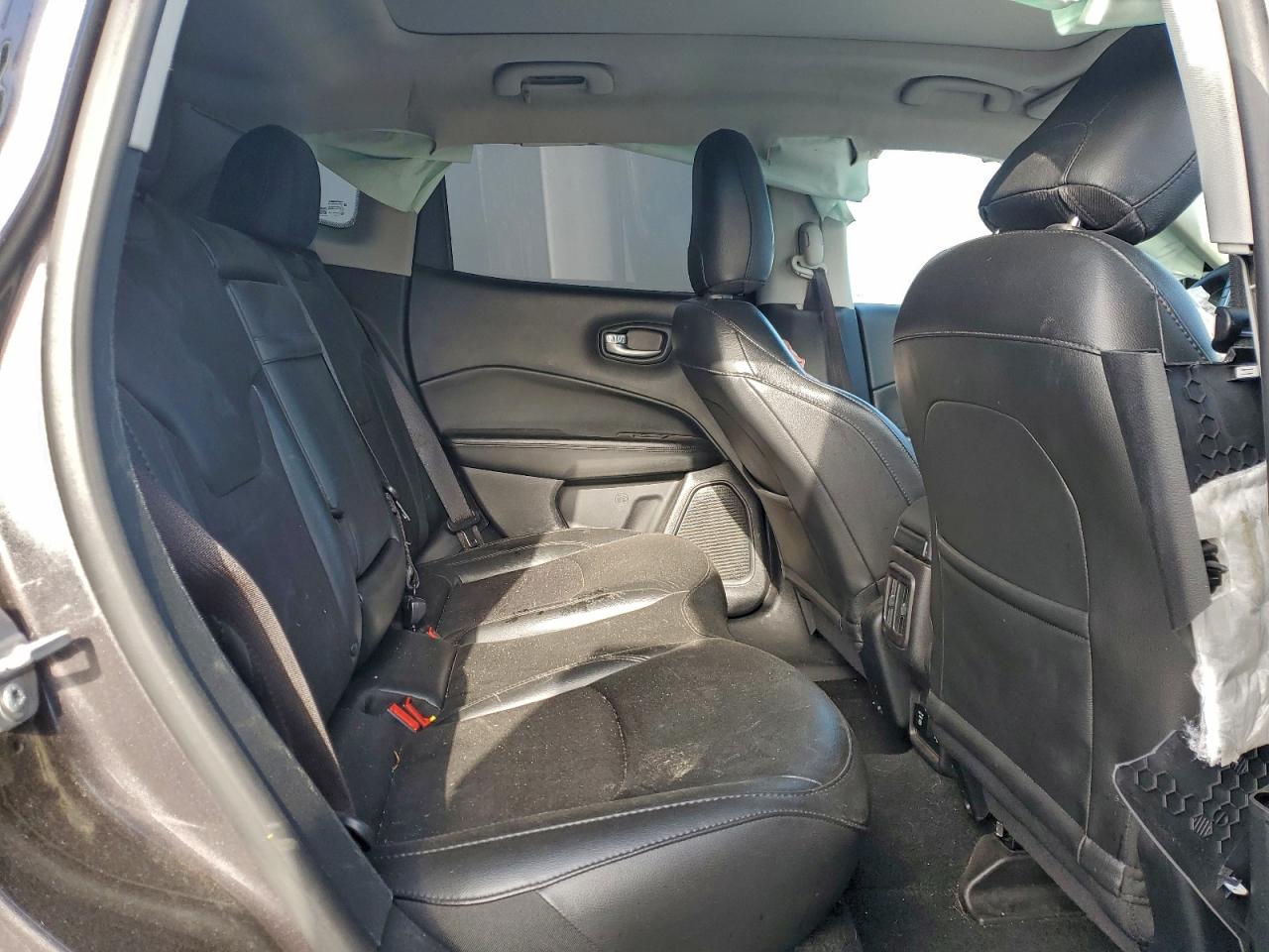 2019 JEEP COMPASS LATITUDE photo 11