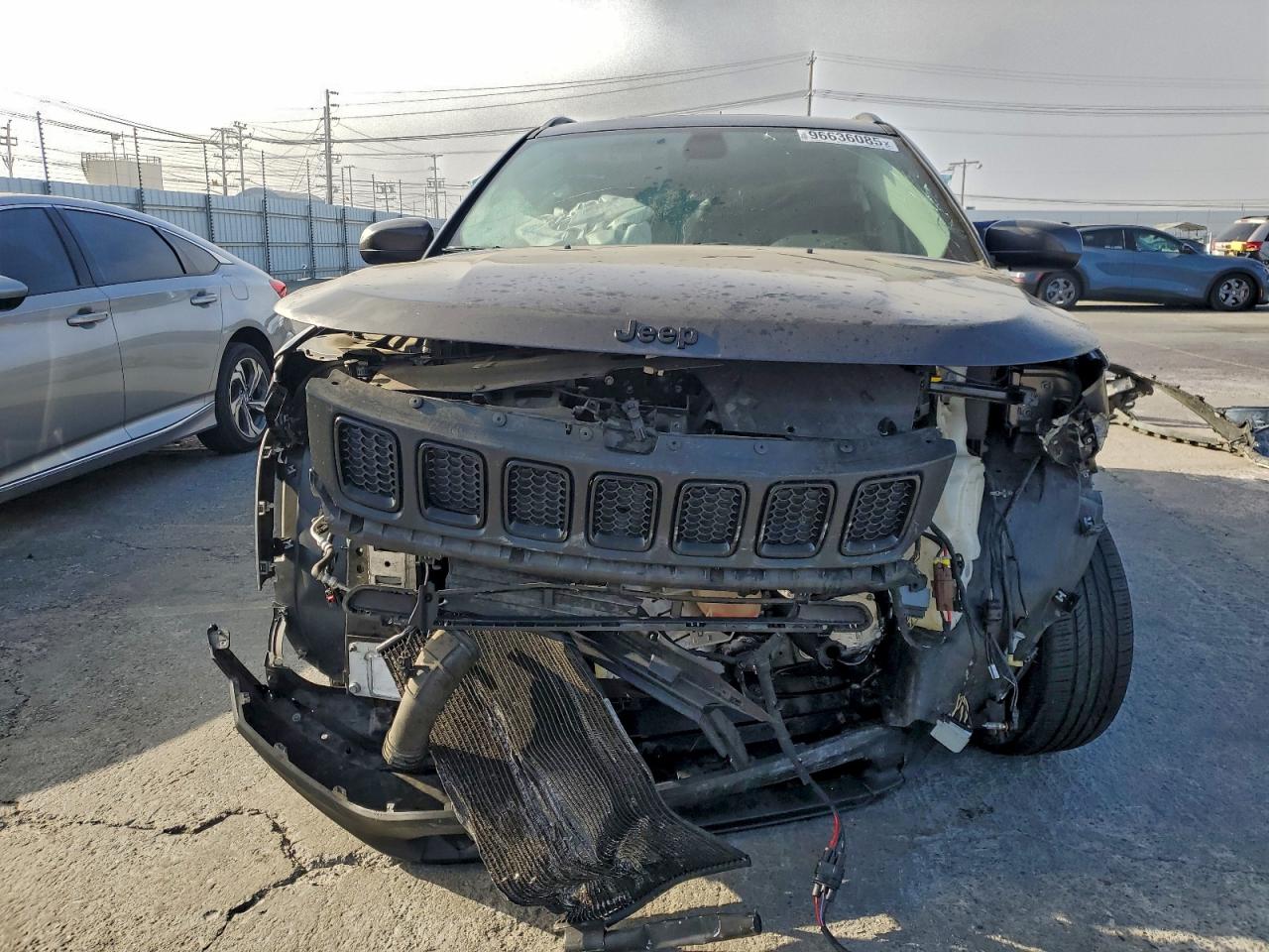 2019 JEEP COMPASS LATITUDE photo 5