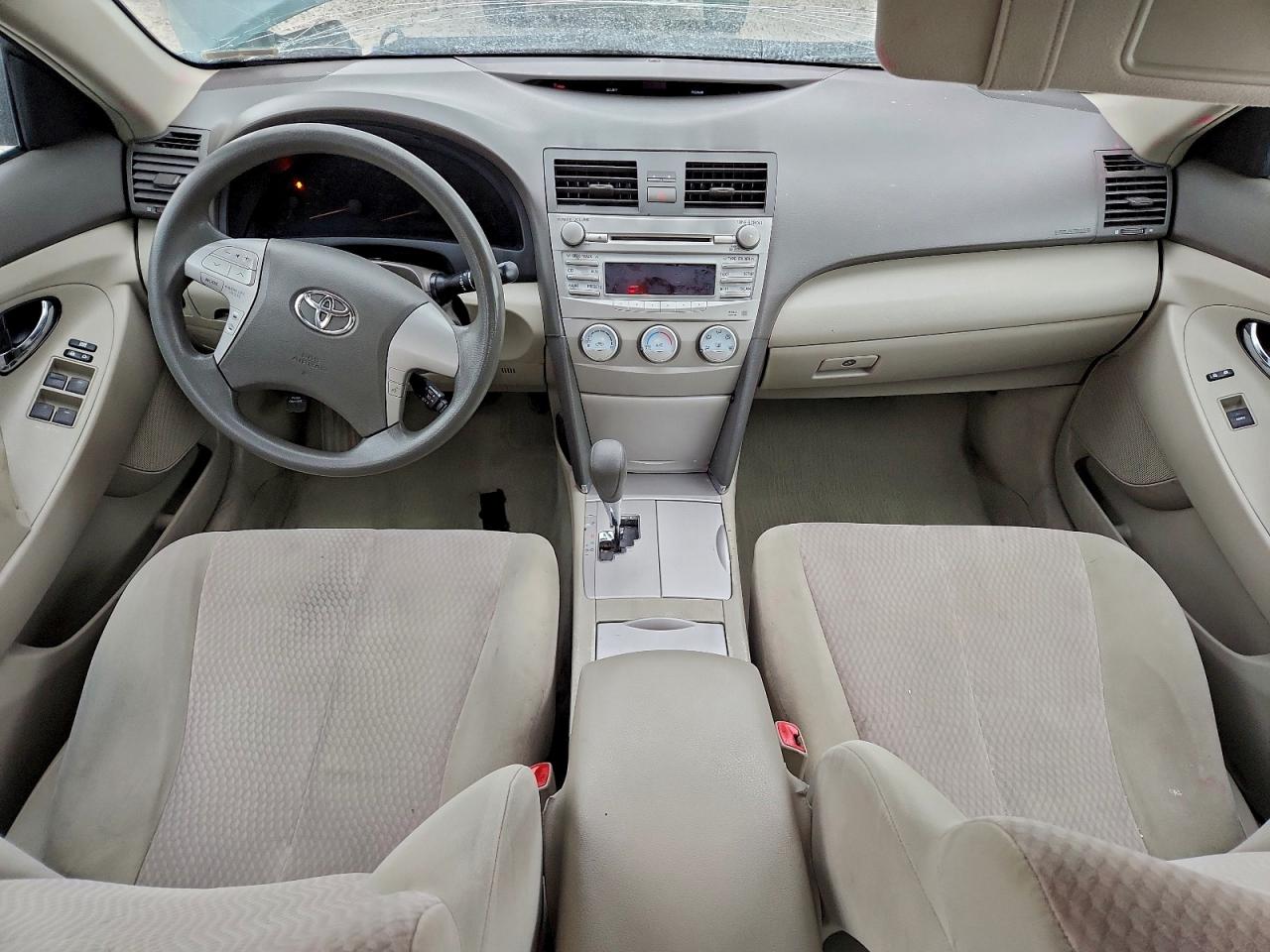 2011 TOYOTA CAMRY BASE photo 15