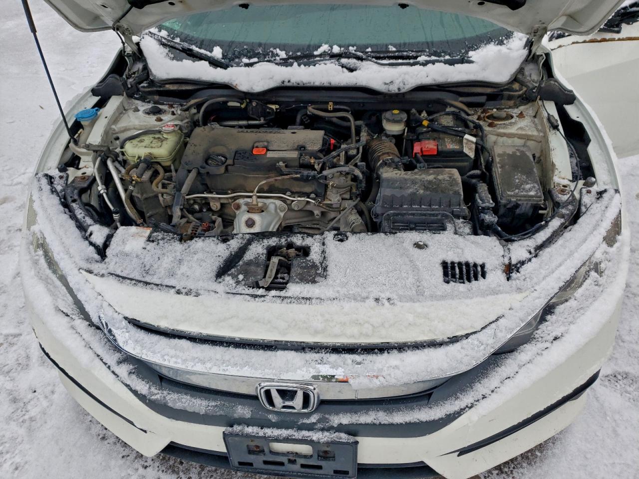 2016 HONDA CIVIC LX photo 21