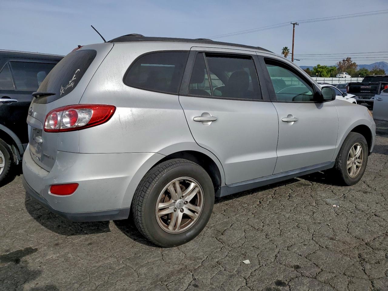 2011 HYUNDAI SANTA FE GLS photo 3