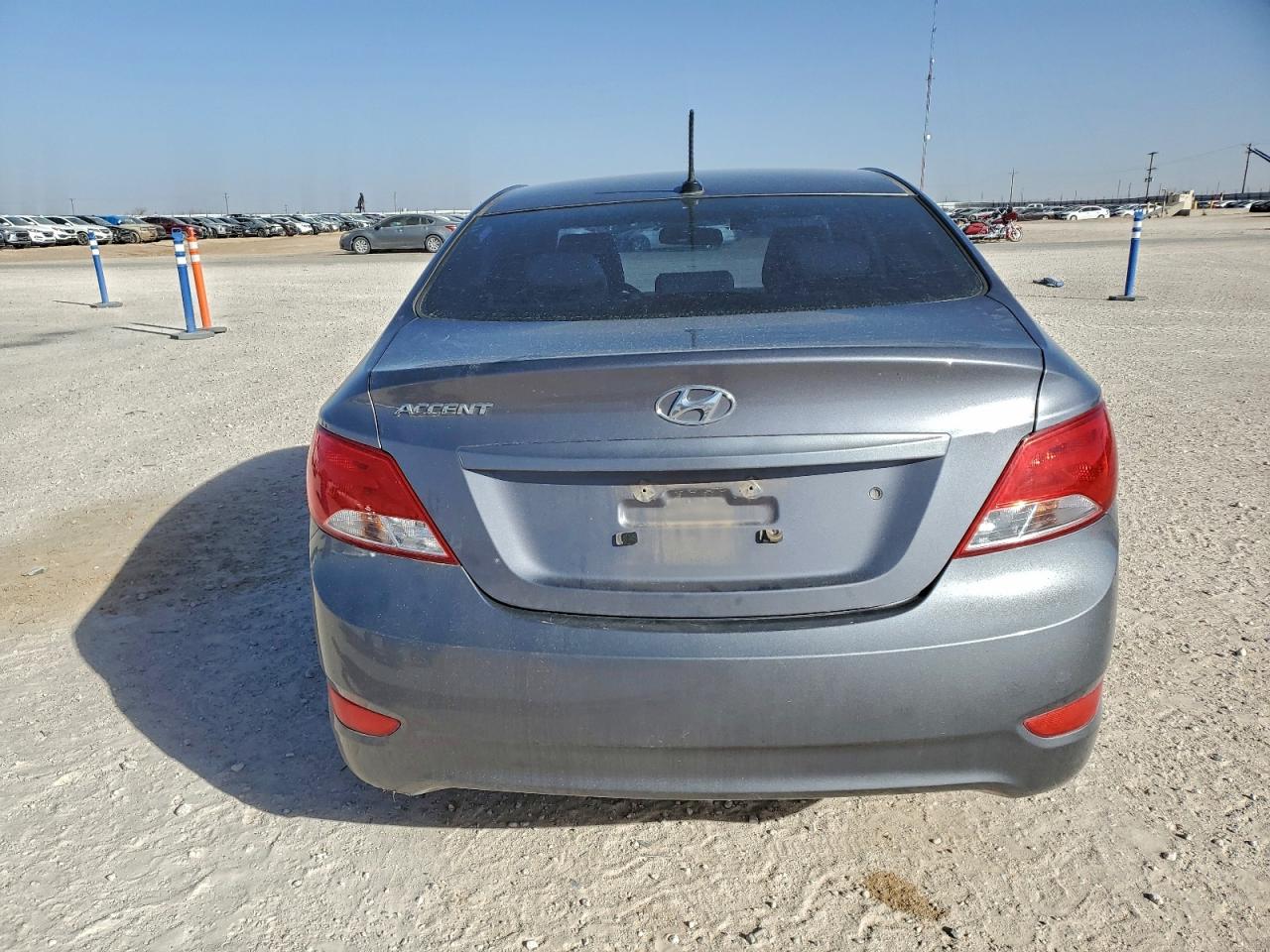 2016 HYUNDAI ACCENT SE photo 6