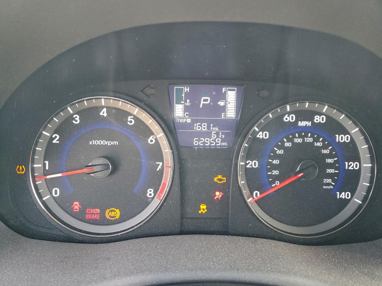 2016 HYUNDAI ACCENT SE photo 9