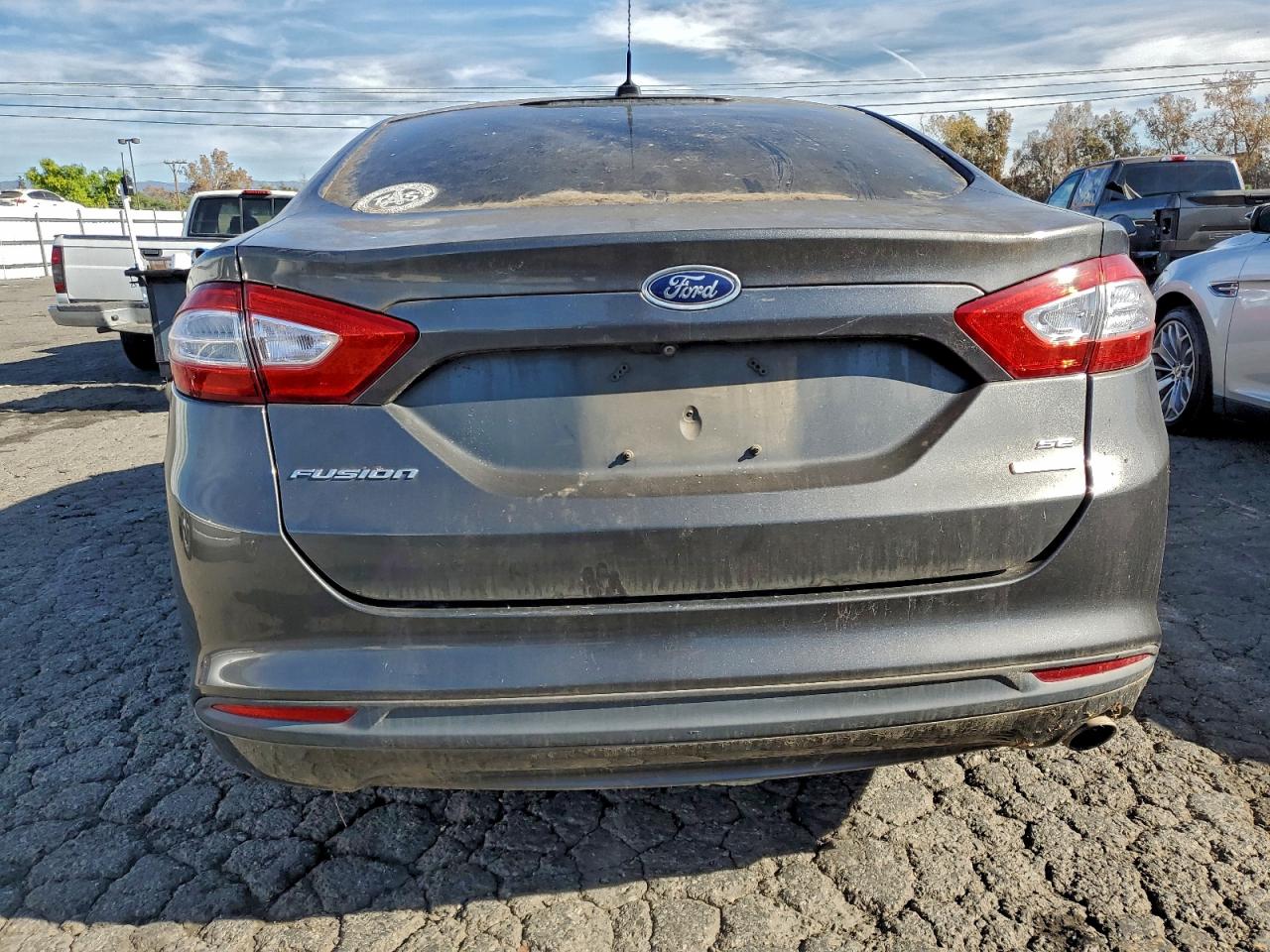2016 FORD FUSION SE photo 6