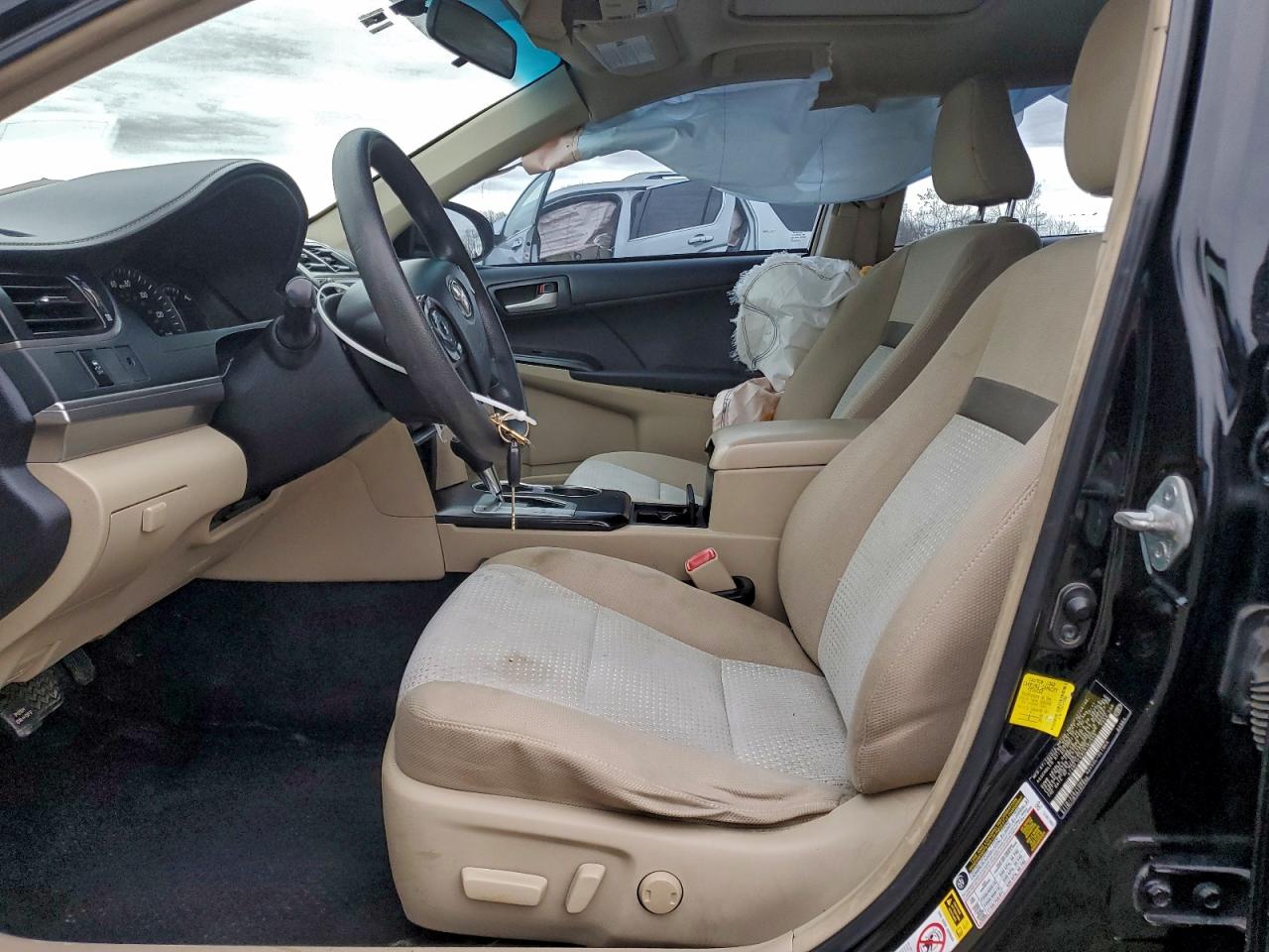 2012 TOYOTA CAMRY BASE photo 7