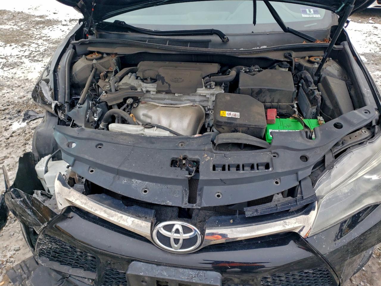 2017 TOYOTA CAMRY LE photo 11