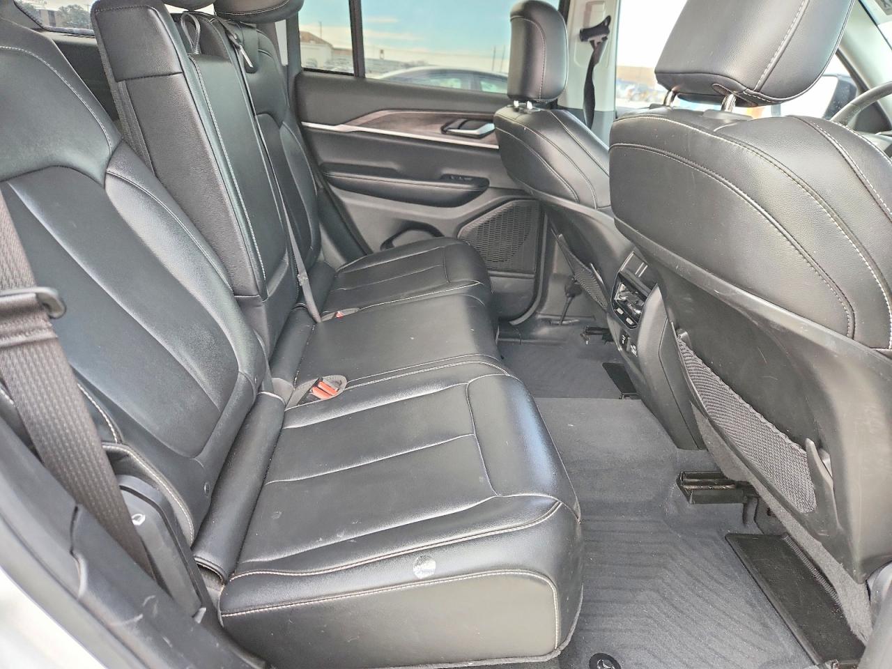 2023 JEEP GRAND CHEROKEE LIMITED photo 10