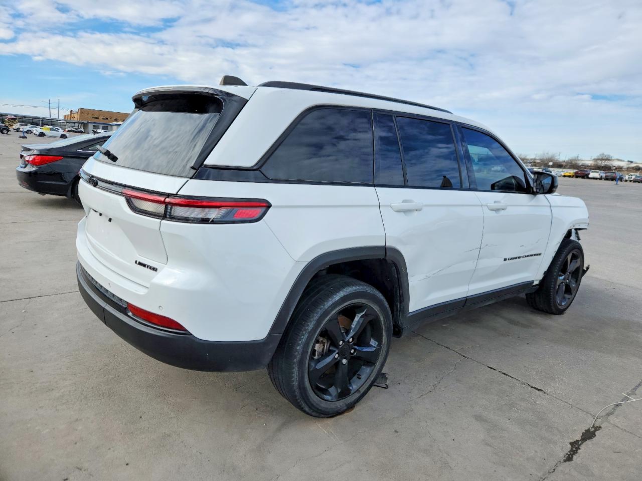 2023 JEEP GRAND CHEROKEE LIMITED photo 3