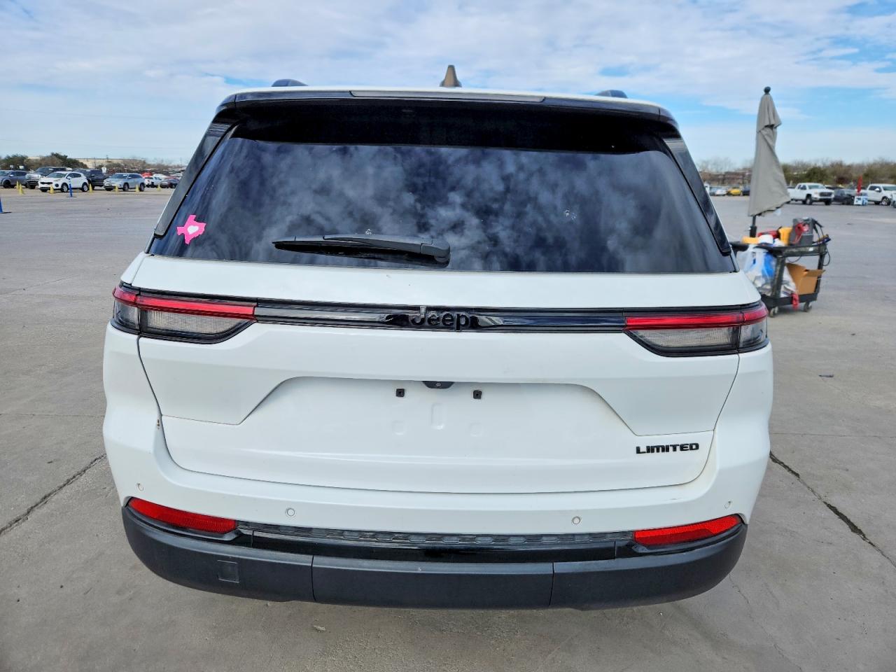 2023 JEEP GRAND CHEROKEE LIMITED photo 6