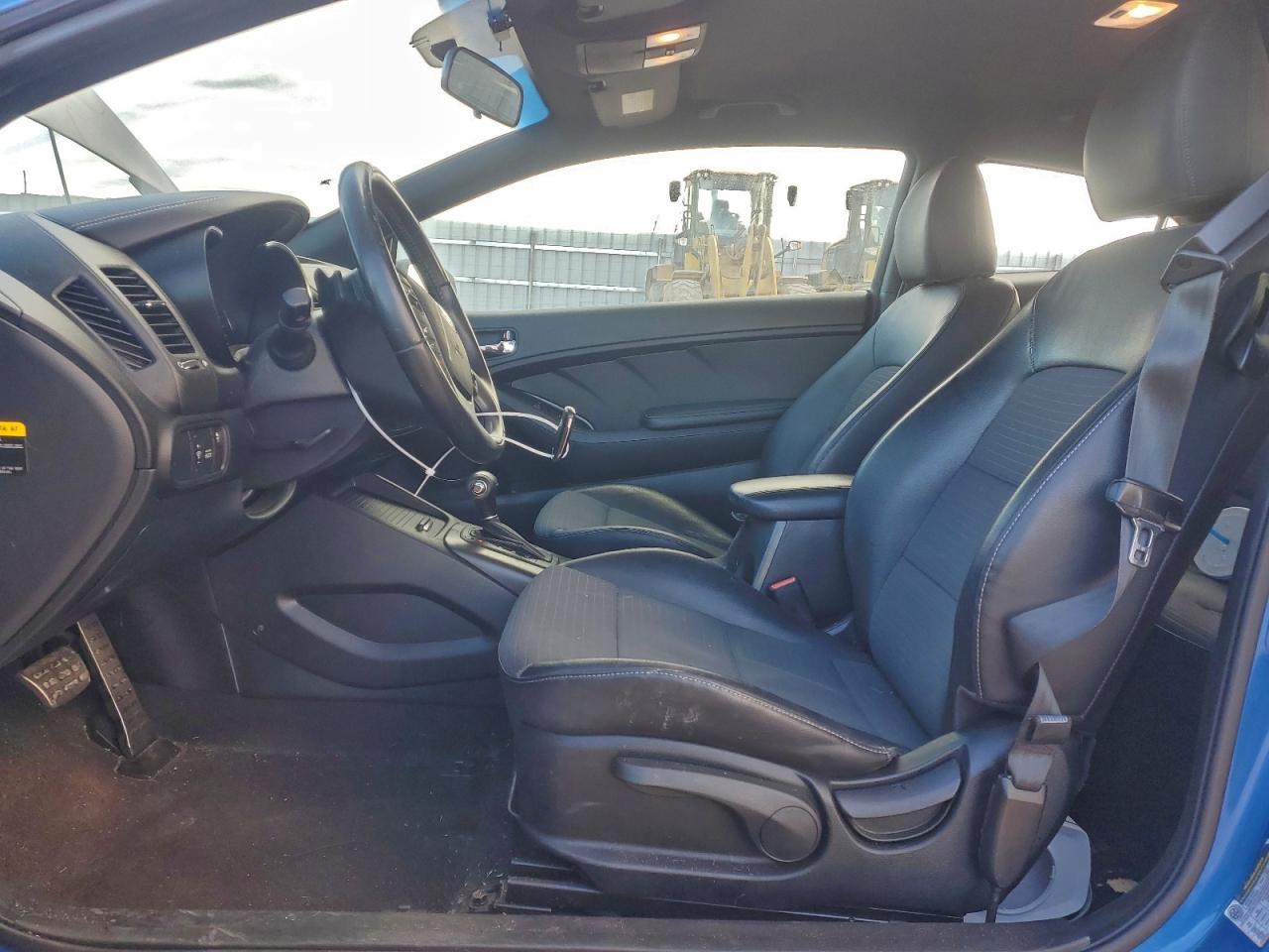 2014 KIA FORTE SX photo 7