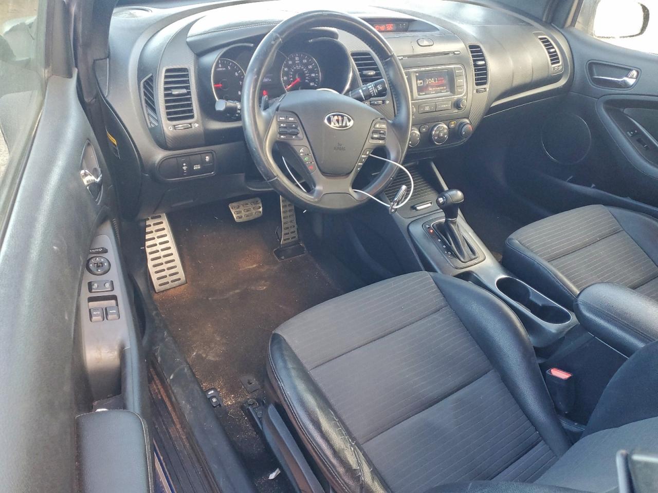 2014 KIA FORTE SX photo 8