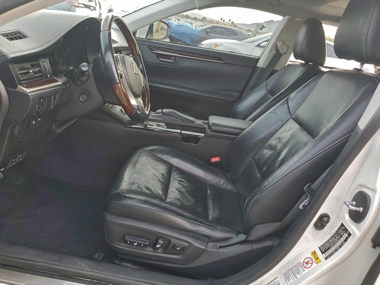 2013 LEXUS ES 350 photo 7