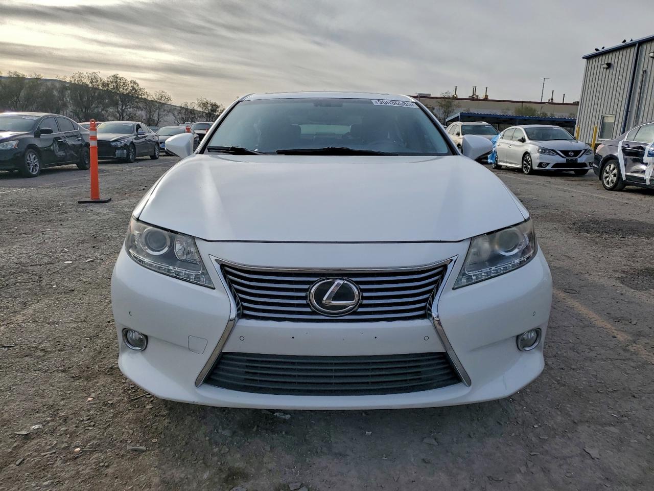 2013 LEXUS ES 350 photo 5