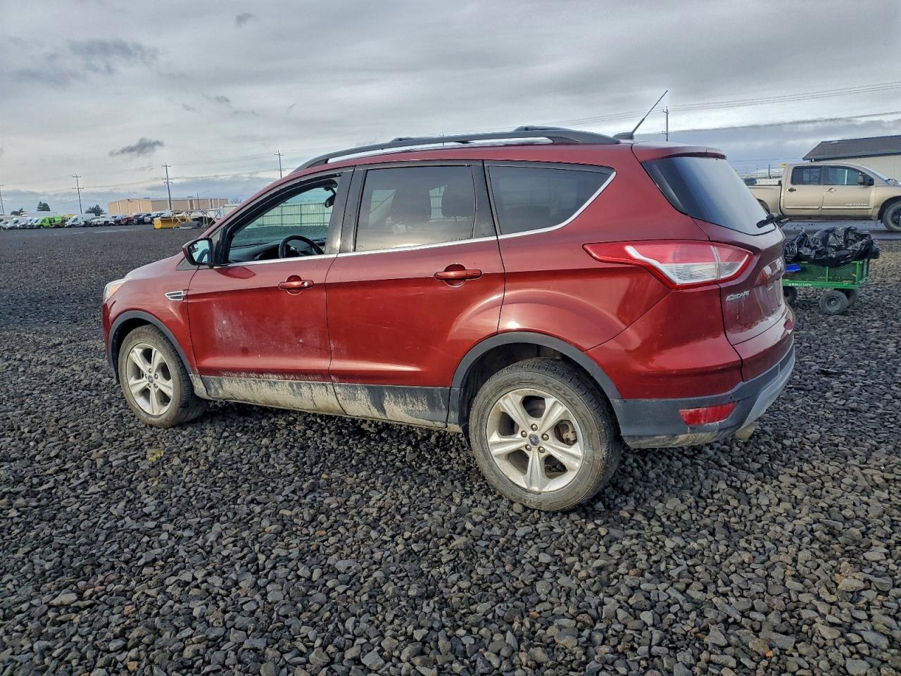 2014 FORD ESCAPE SE photo 2