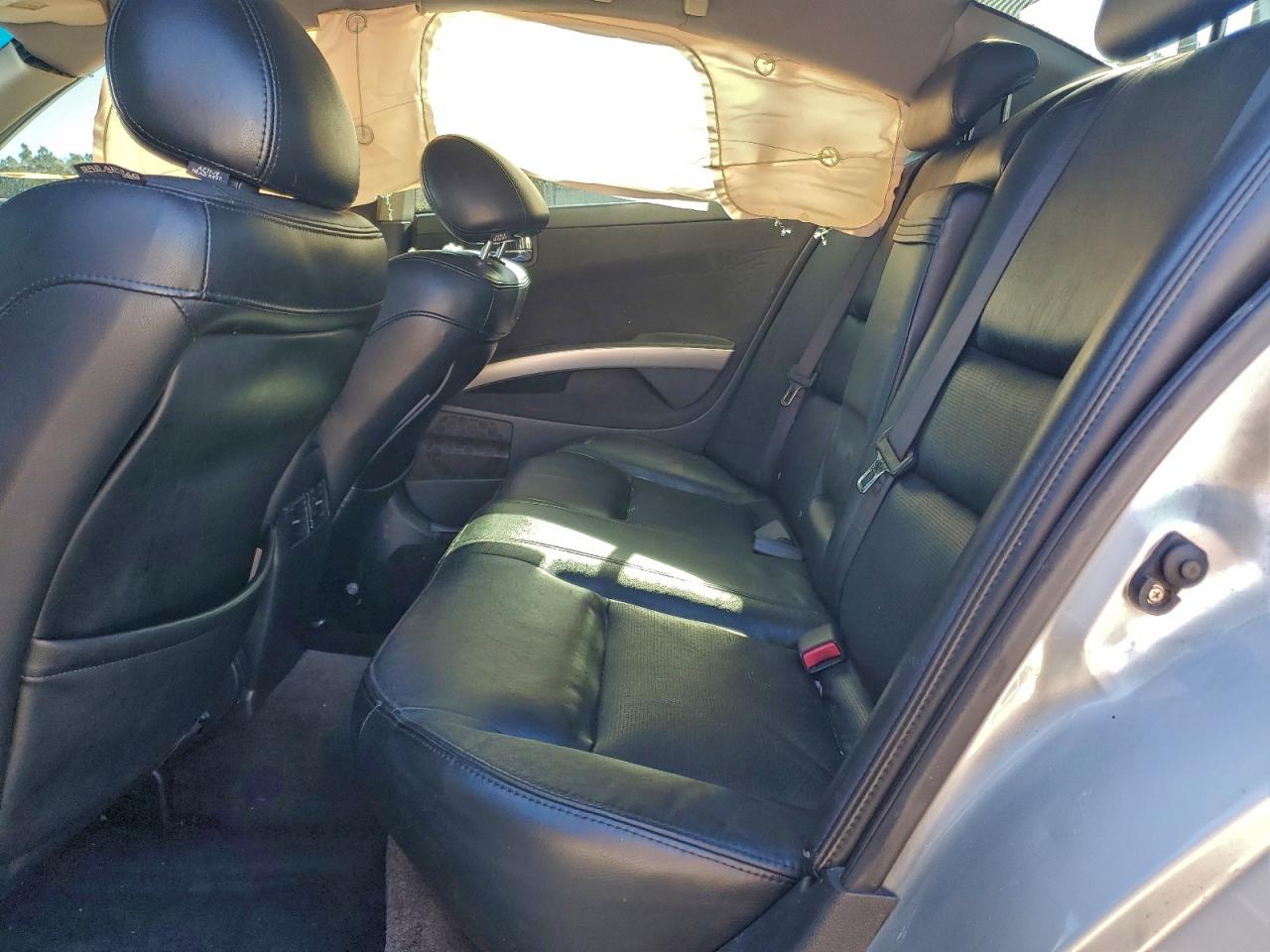 2005 NISSAN MAXIMA SE photo 10