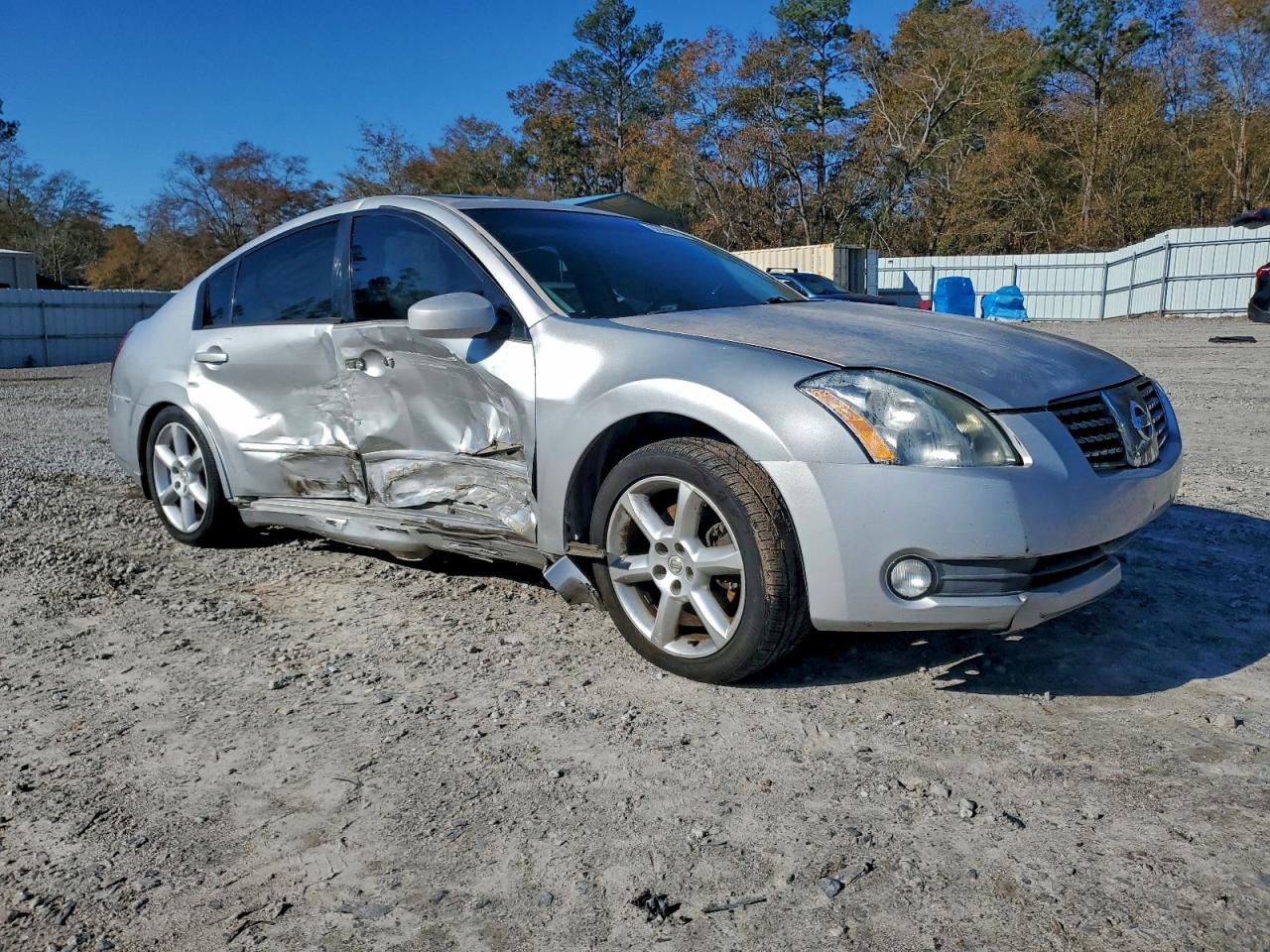 2005 NISSAN MAXIMA SE photo 4