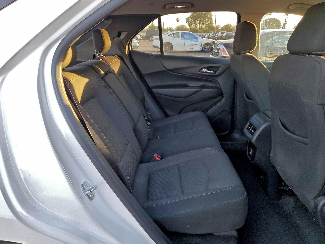 2019 CHEVROLET EQUINOX LT photo 11