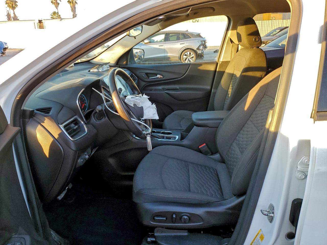2019 CHEVROLET EQUINOX LT photo 7