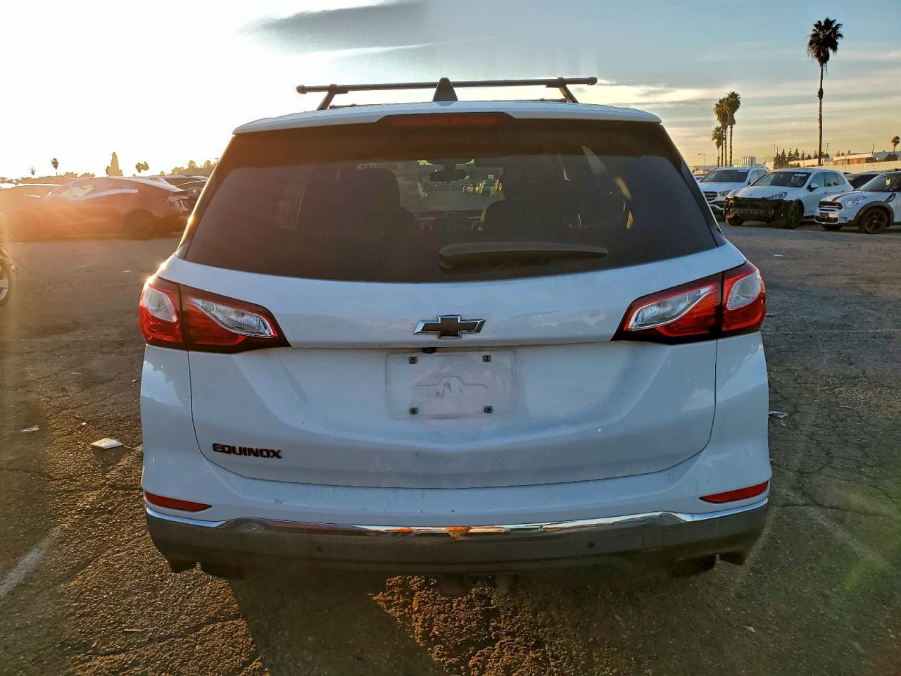 2019 CHEVROLET EQUINOX LT photo 6