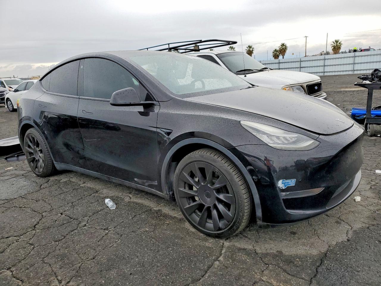 2021 TESLA MODEL Y photo 4