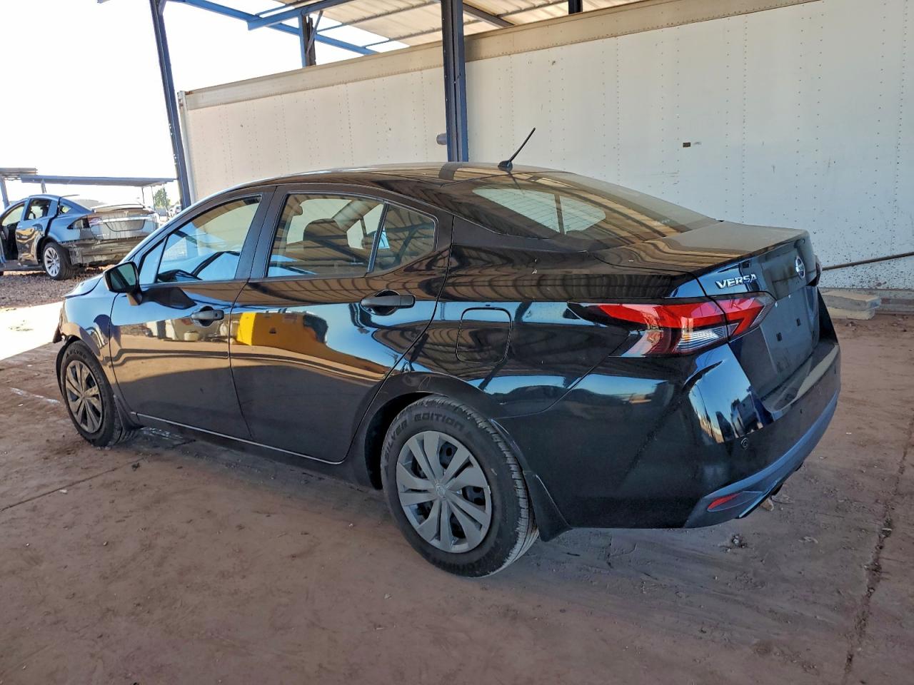 2021 NISSAN VERSA S photo 2