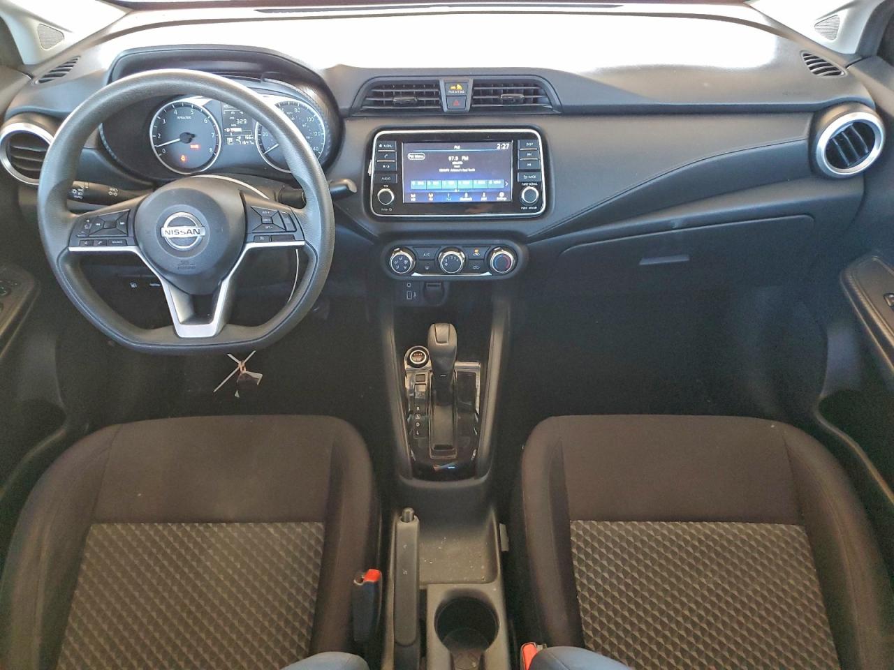 2021 NISSAN VERSA S photo 8