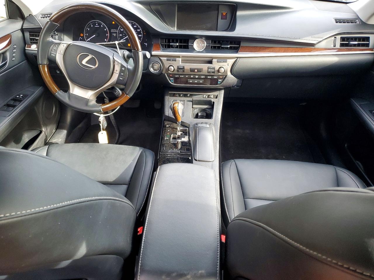 2013 LEXUS ES 350 photo 8