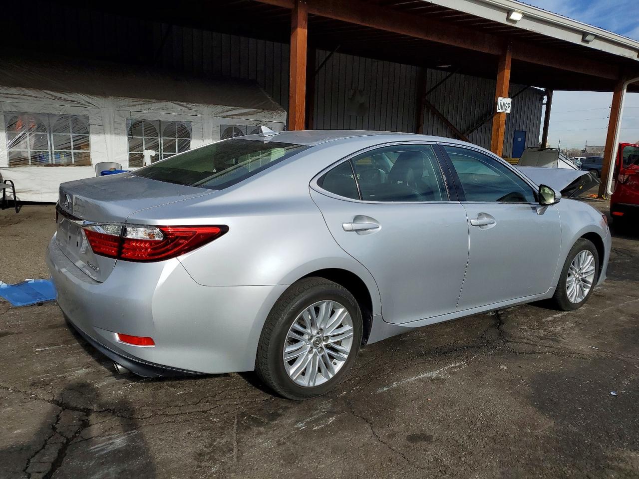 2013 LEXUS ES 350 photo 3