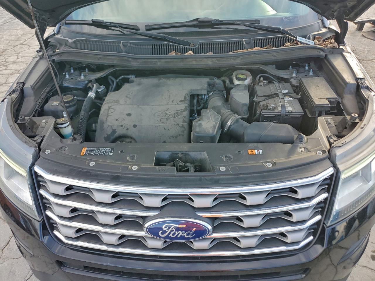 2016 FORD EXPLORER XLT photo 12