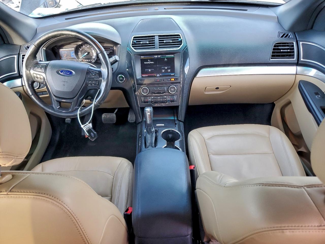 2016 FORD EXPLORER XLT photo 8