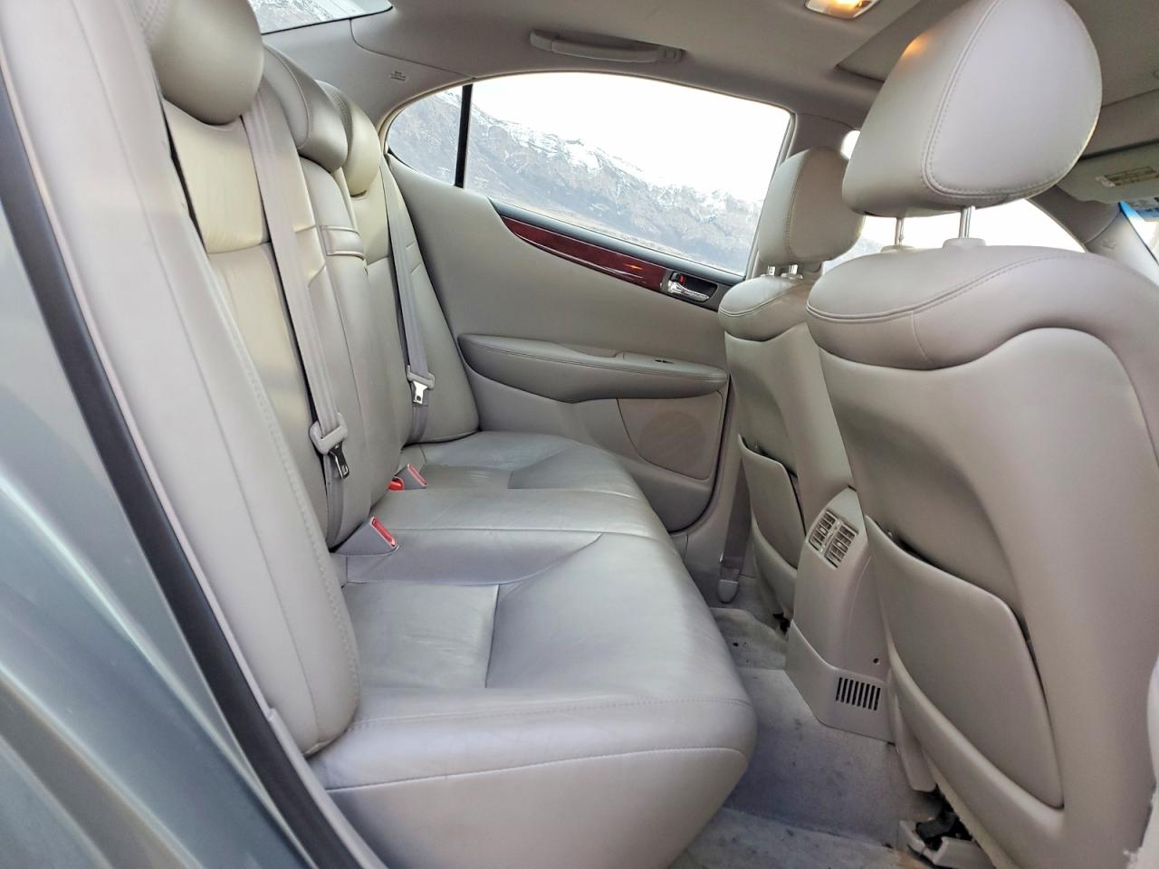 2003 LEXUS ES 300 photo 10