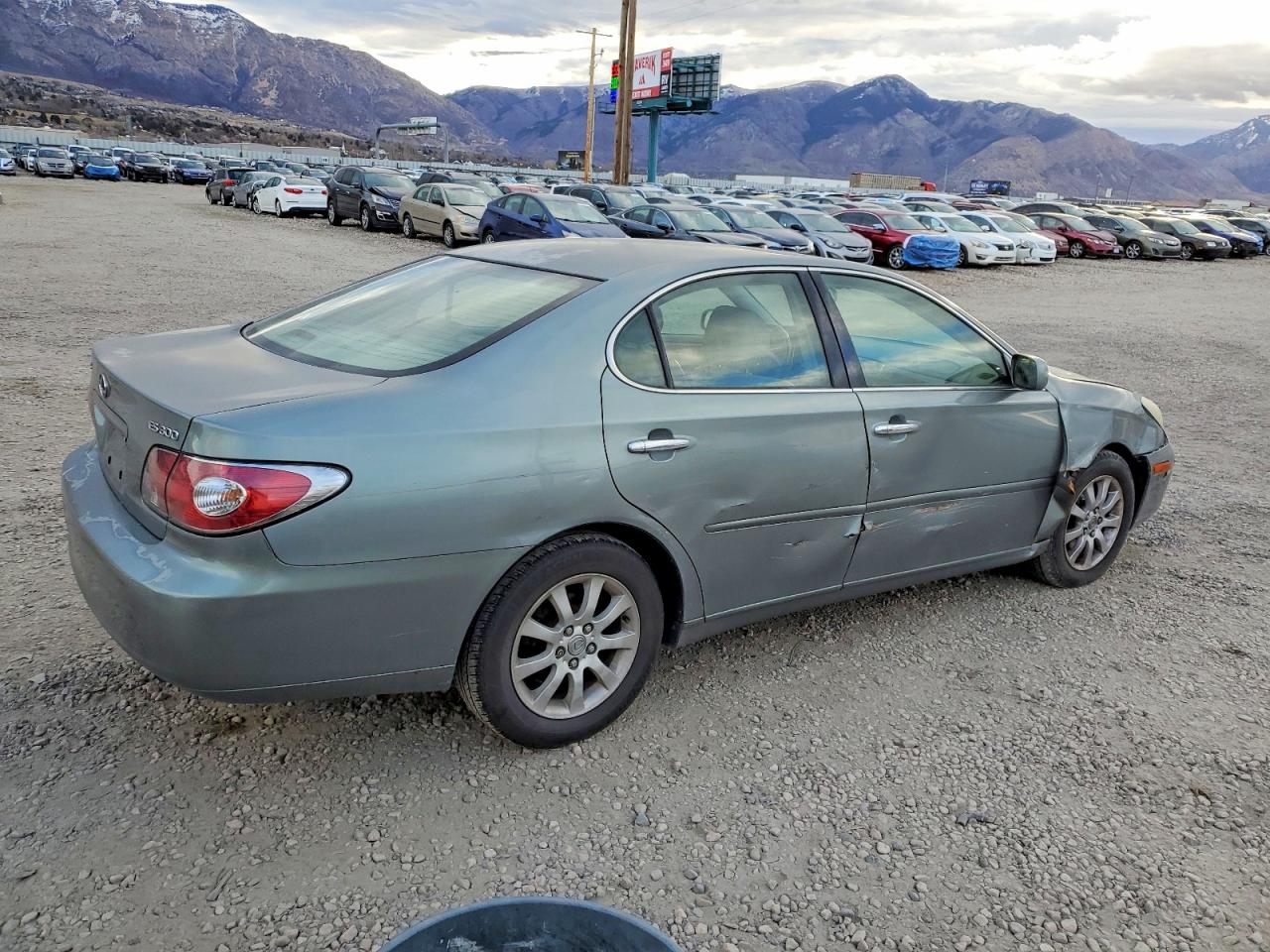 2003 LEXUS ES 300 photo 3
