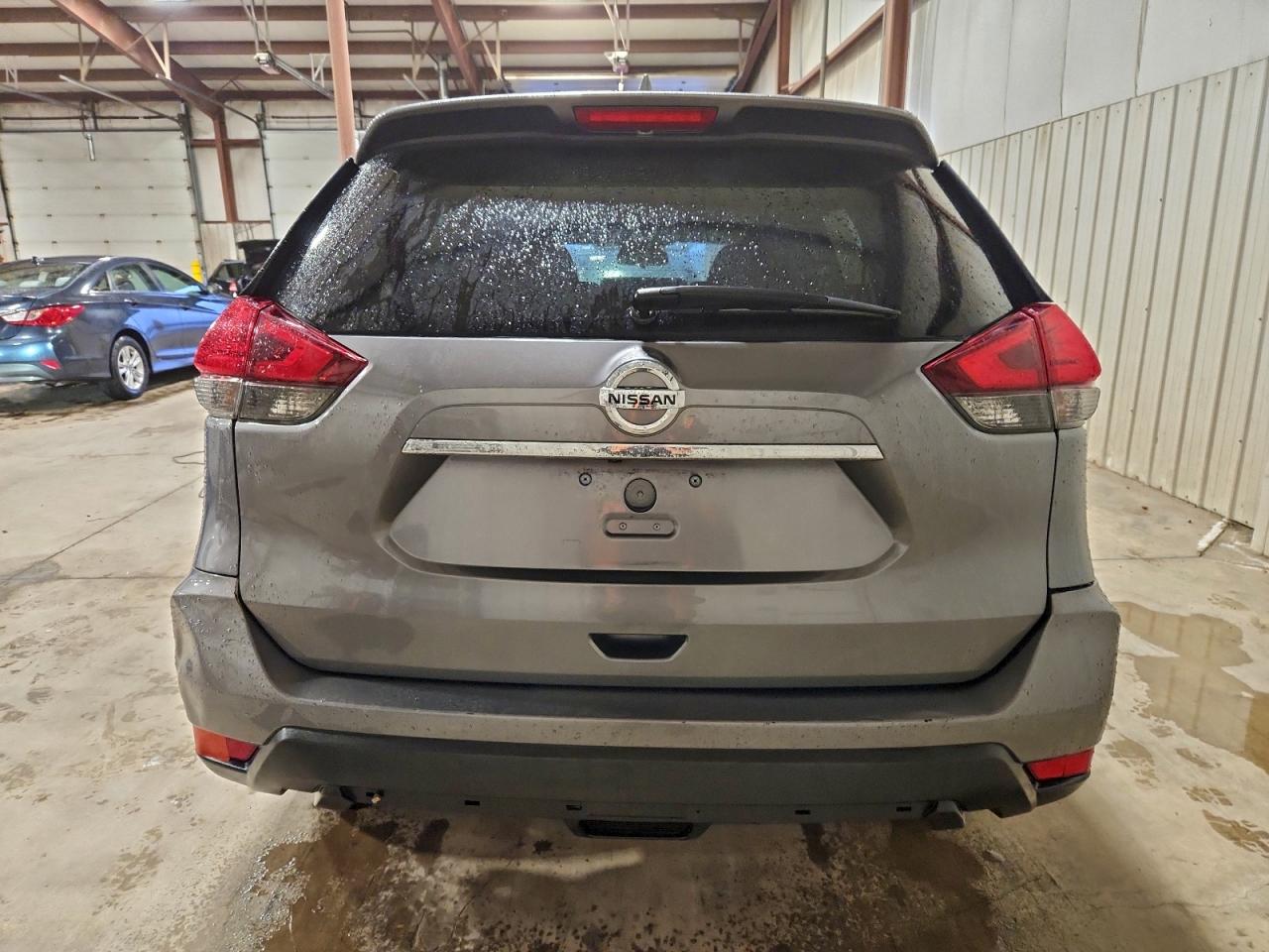 2017 NISSAN ROGUE S photo 6